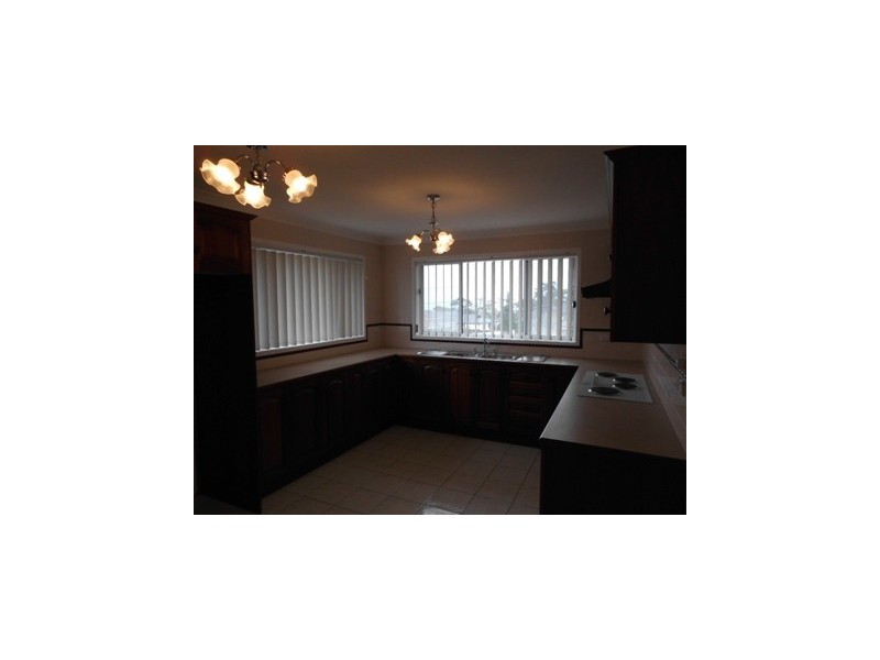 39 St George Avenue, Vincentia NSW 2540