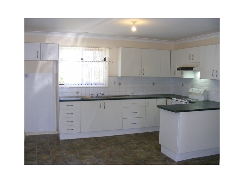 32 Dorothy Avenue, Basin View NSW 2540