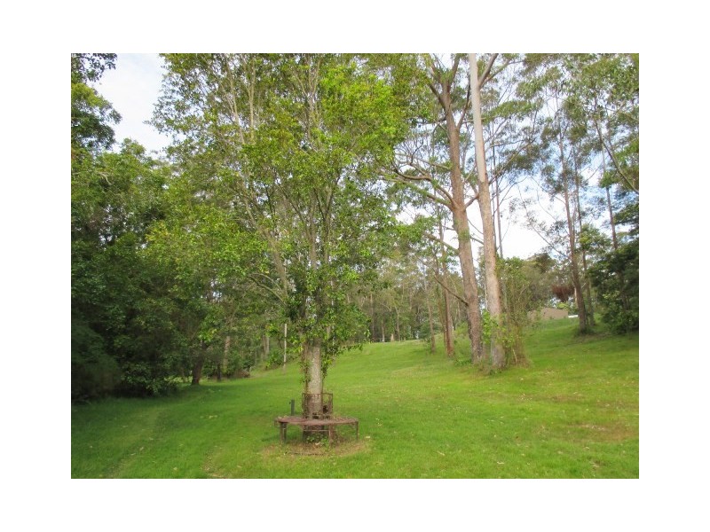 99 Falls Road, Falls Creek NSW 2540