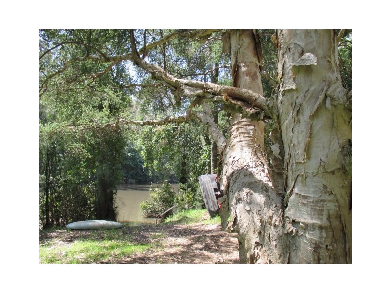 99 Falls Road, Falls Creek NSW 2540