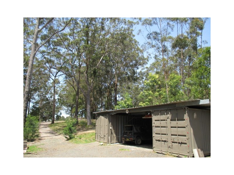 99 Falls Road, Falls Creek NSW 2540