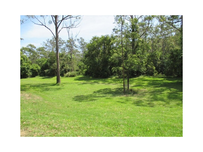 99 Falls Road, Falls Creek NSW 2540