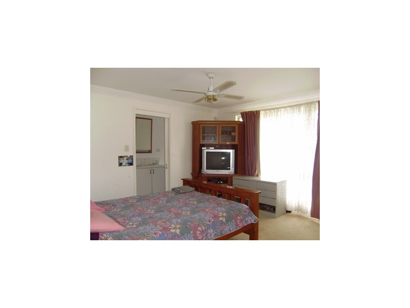 12 The Wool Rd, Basin View NSW 2540