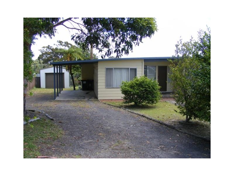 11 Pelican Street, Sanctuary Point NSW 2540