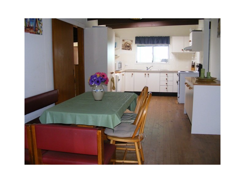 11 Pelican Street, Sanctuary Point NSW 2540