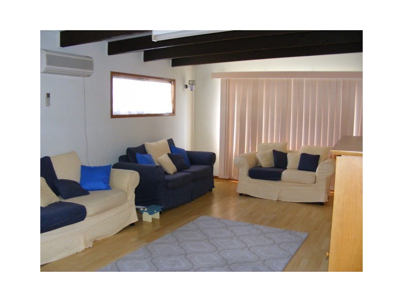 11 Pelican Street, Sanctuary Point NSW 2540