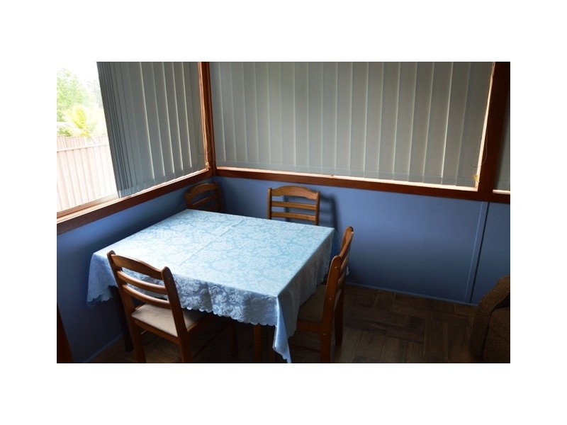 10 Lachlan Crescent, St Georges Basin NSW 2540