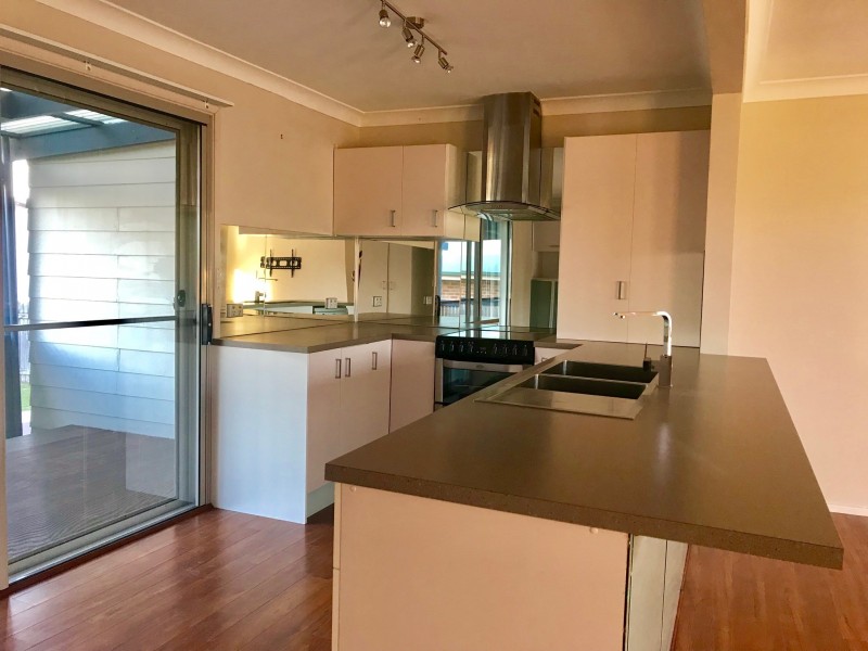 13 Wattle Ave, Sanctuary Point NSW 2540