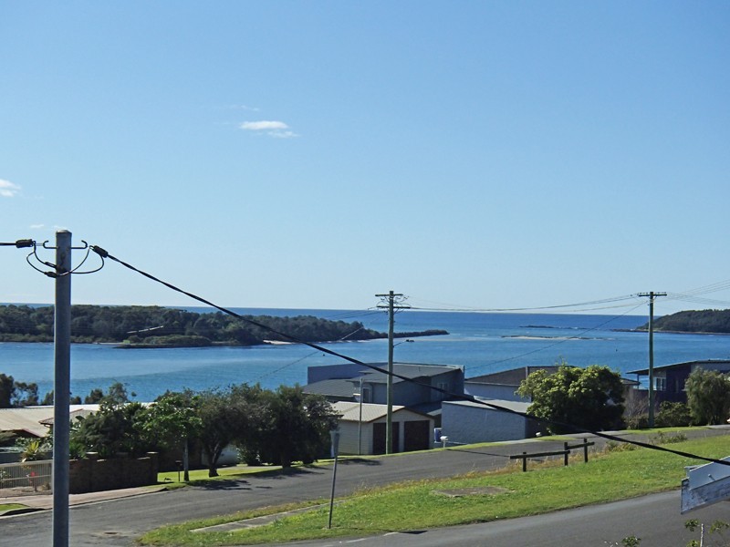 68 Orama Crescent, Orient Point NSW 2540