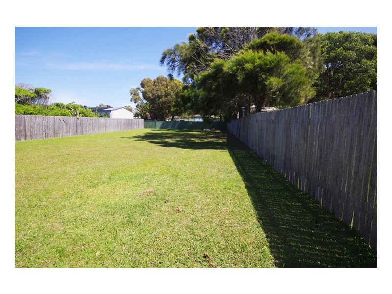 19 Allerton Avenue, Culburra Beach NSW 2540