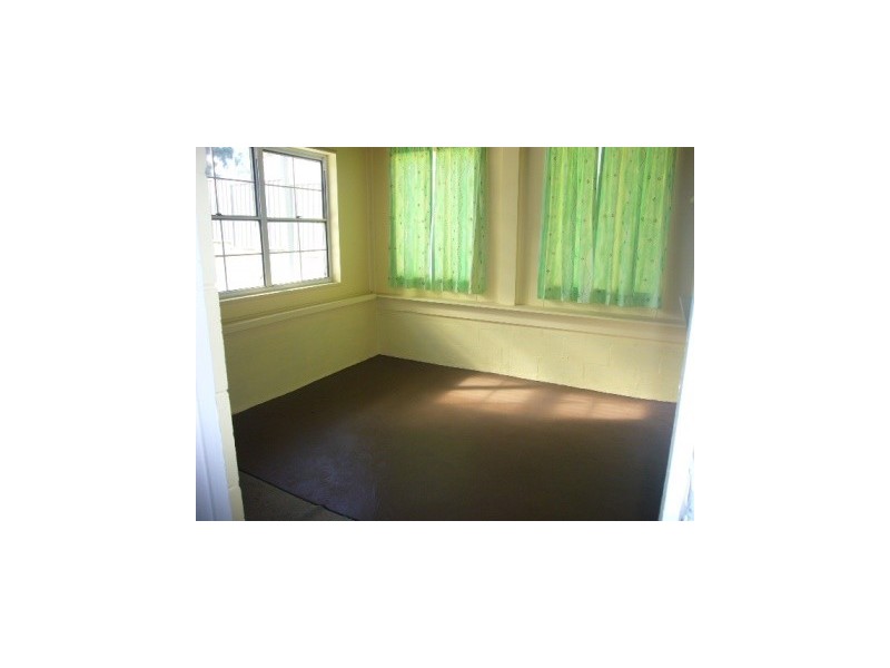 65 Basin View Parade, Basin View NSW 2540