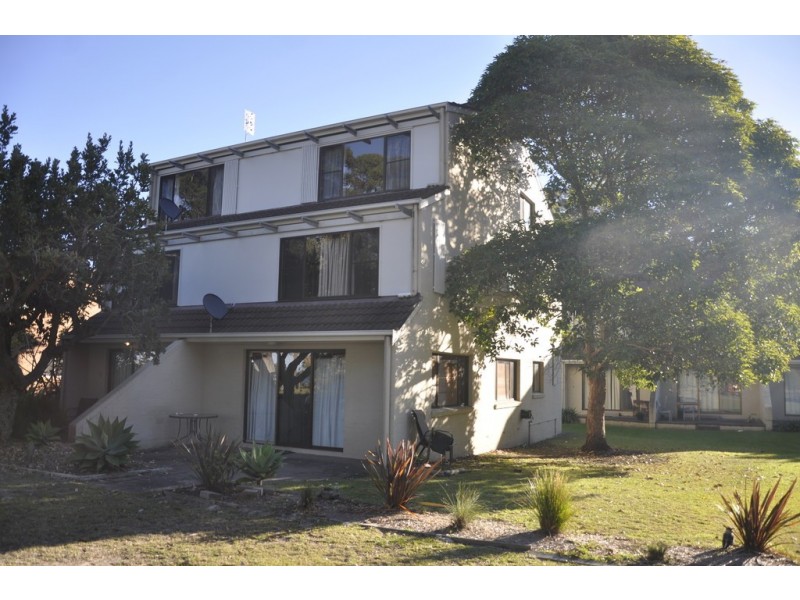 4/9 Beach Street (Winnima Lane), Huskisson NSW 2540
