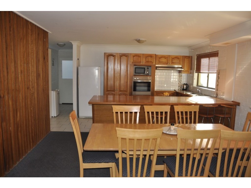 4/9 Beach Street (Winnima Lane), Huskisson NSW 2540