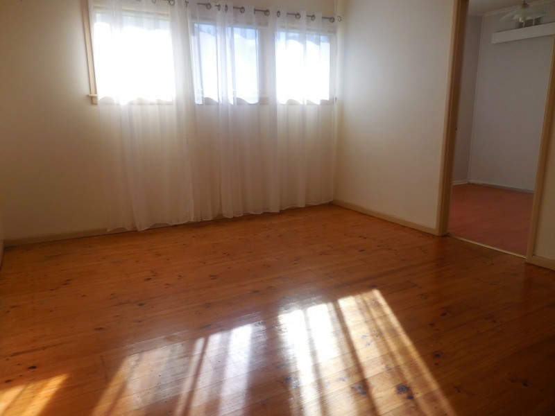 4 Quadrant Street, Nowra NSW 2541