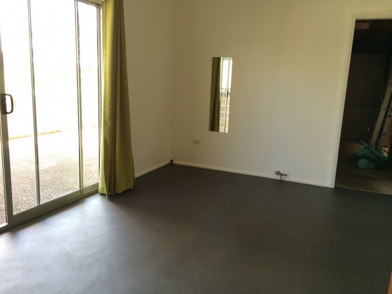 Flat/89 Hillcrest Avenue, South Nowra NSW 2541