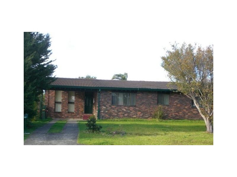4 FLORENCE PLACE, Nowra NSW 2541