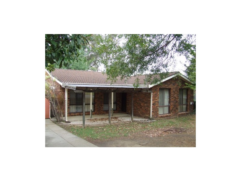 88 Lyndhurst Drive, Bomaderry NSW 2541