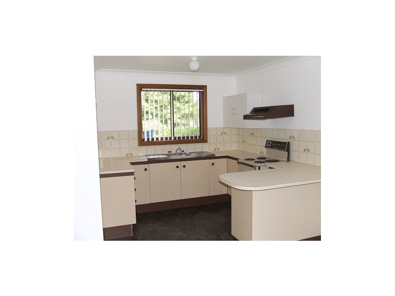 88 Lyndhurst Drive, Bomaderry NSW 2541