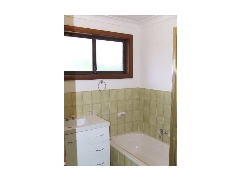 88 Lyndhurst Drive, Bomaderry NSW 2541