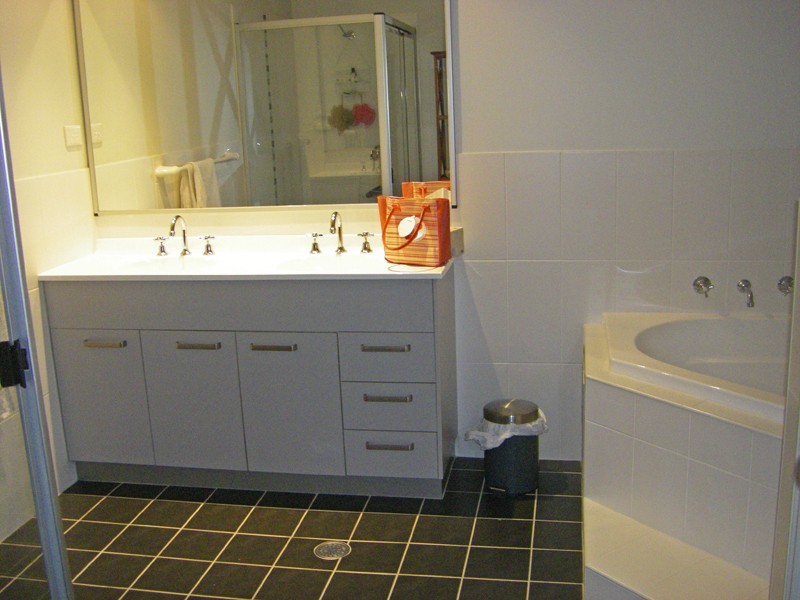 64 Greenbank Grove, Culburra Beach NSW 2540