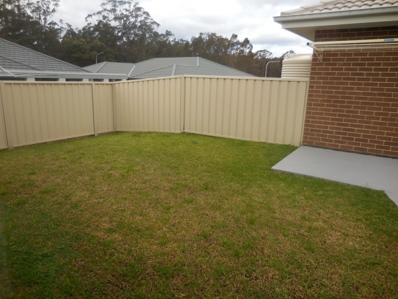 3a Nutans Cres, South Nowra NSW 2541