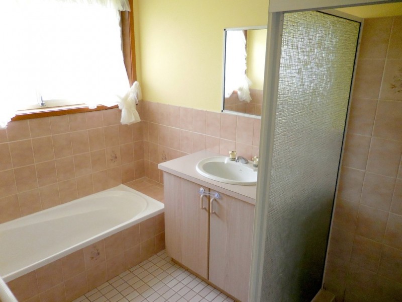 19 Isa Rd, Worrigee NSW 2540