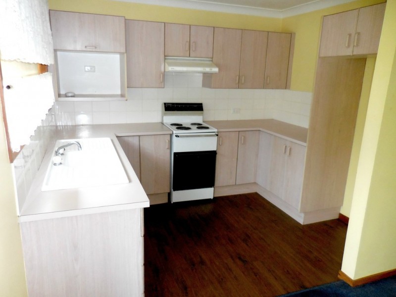 19 Isa Rd, Worrigee NSW 2540