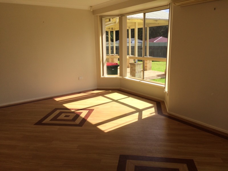 5 Hesperus Close, Nowra NSW 2541