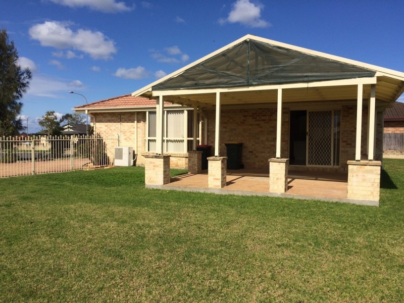 5 Hesperus Close, Nowra NSW 2541
