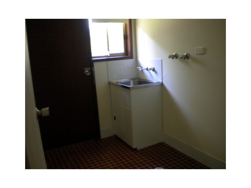 6/6 Carisbrooke Close, Bomaderry NSW 2541