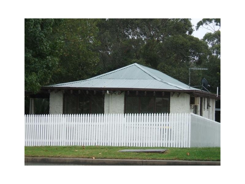 13 Albatross Road, Nowra NSW 2541