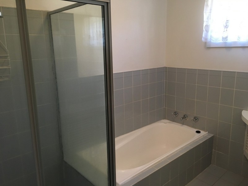 13 Albatross Road, Nowra NSW 2541