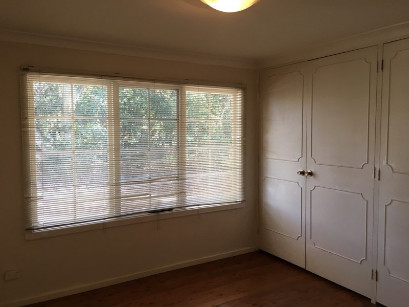 13 Albatross Road, Nowra NSW 2541