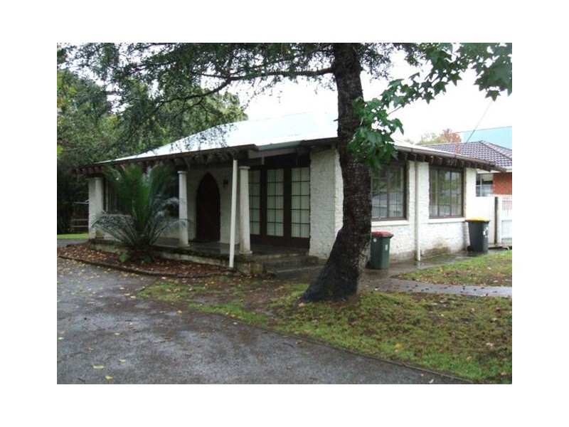 13 Albatross Road, Nowra NSW 2541