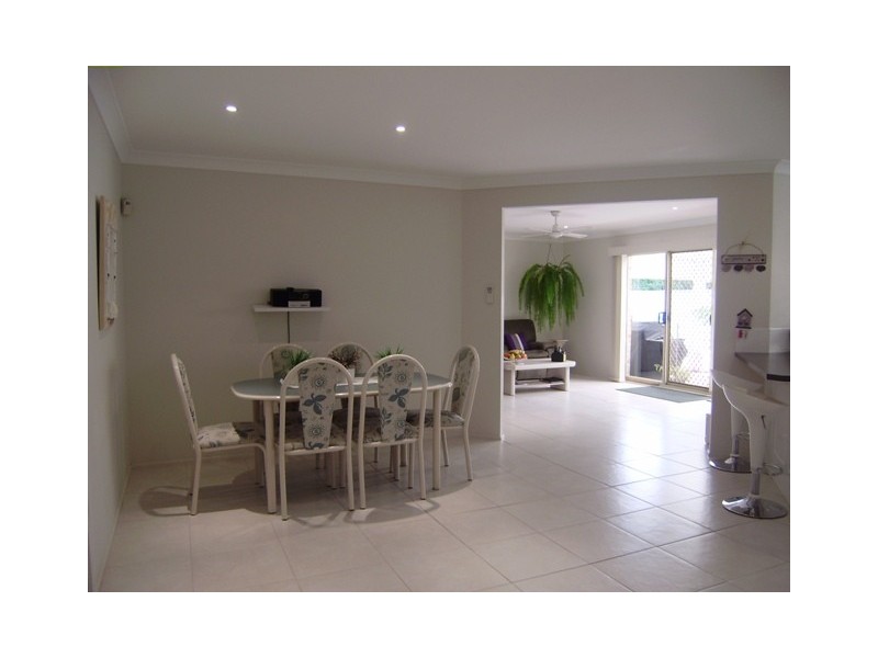 12 Hogbin Crescent, Sanctuary Point NSW 2540