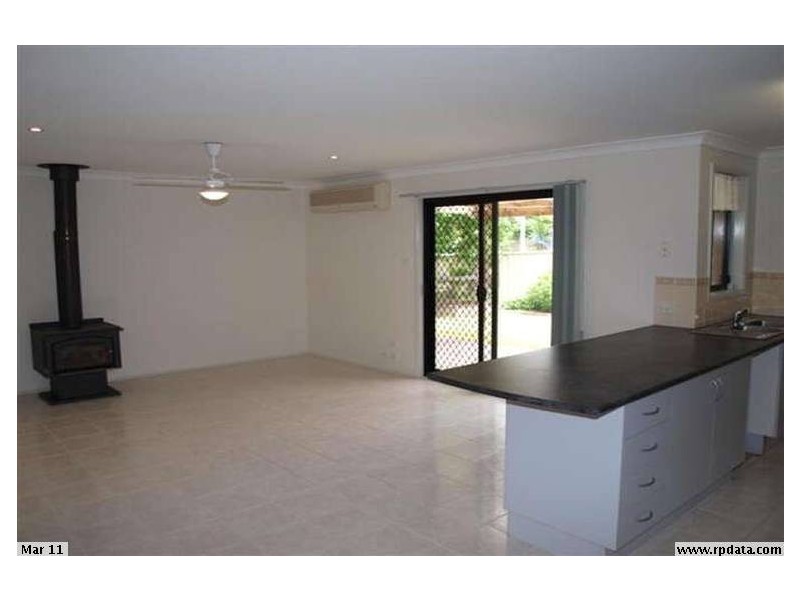 19 Lydon Crescent, West Nowra NSW 2541