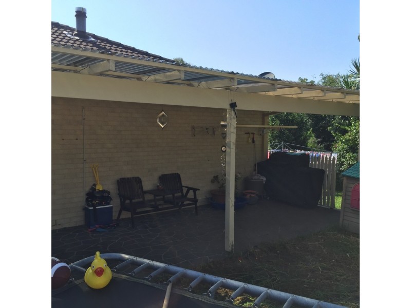 19 Lydon Crescent, West Nowra NSW 2541