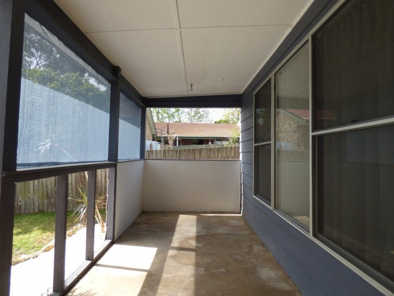 18 Hale Ave, Nowra NSW 2541