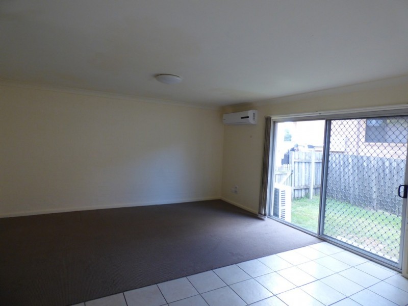 2/2 Shorland Place, Nowra NSW 2541