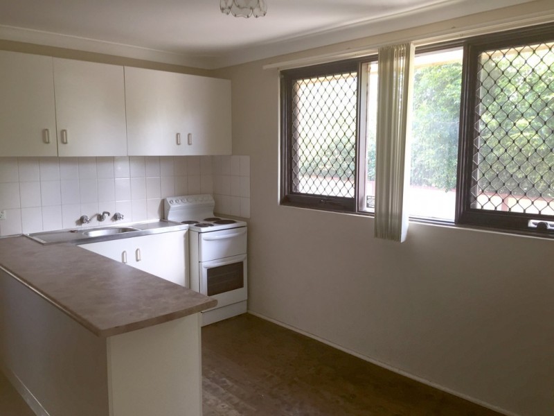 3/12 Brinawarr Street, Bomaderry NSW 2541