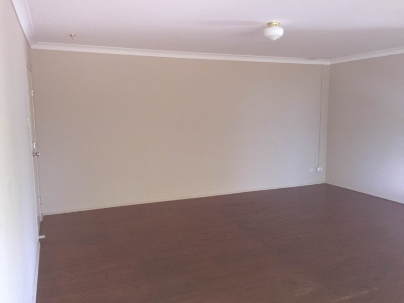 3/12 Brinawarr Street, Bomaderry NSW 2541