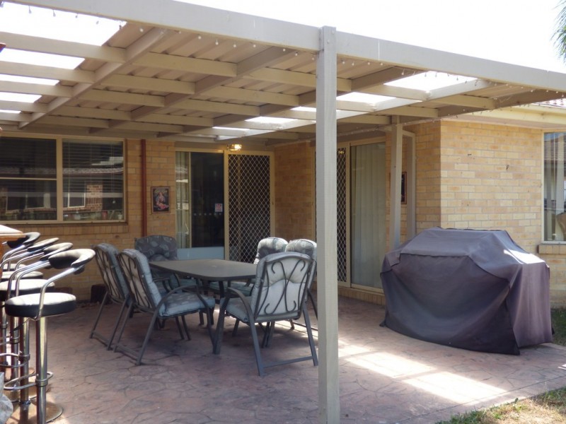 11 Robinia Way, Worrigee NSW 2540