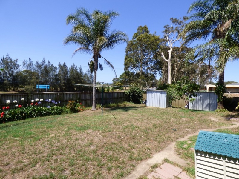 11 Robinia Way, Worrigee NSW 2540