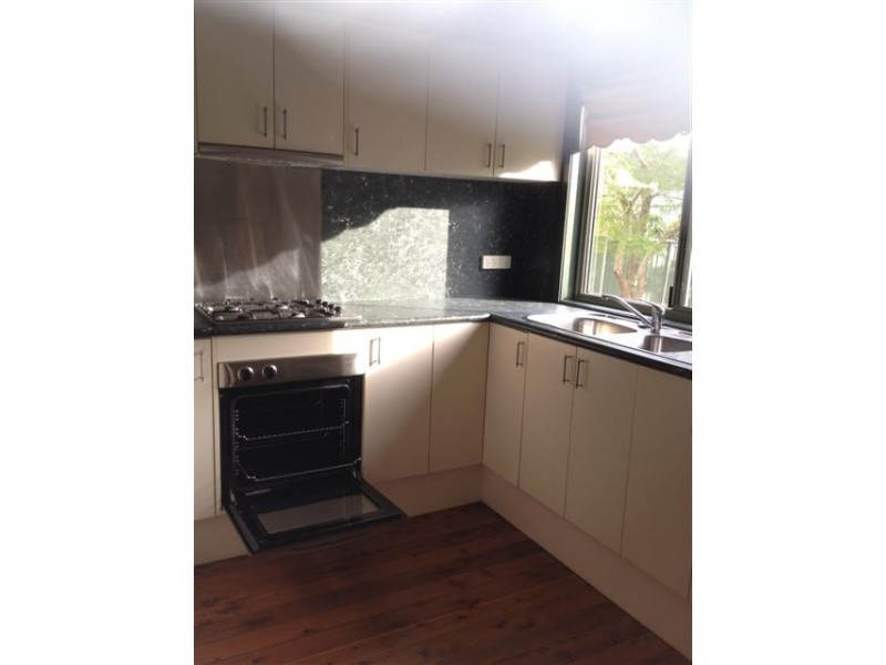 25 Worrigee Street, Nowra NSW 2541