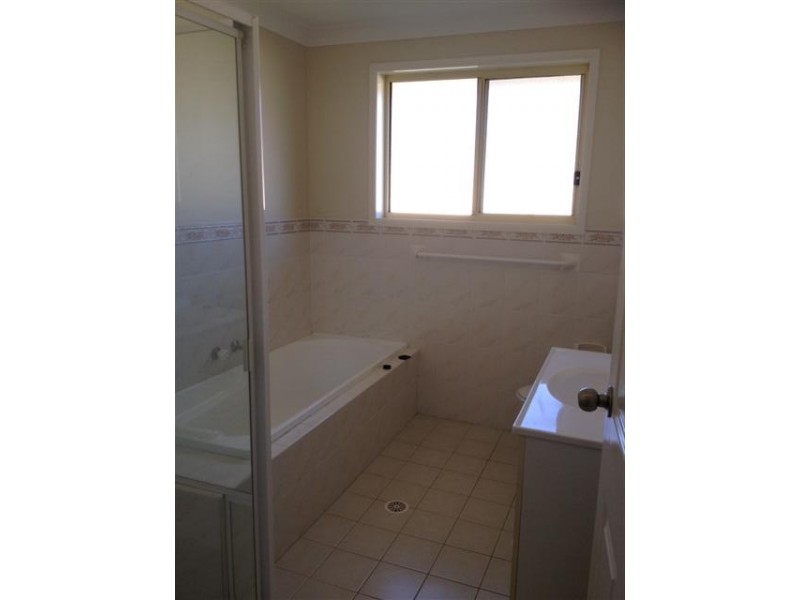 22 Costa Street, Worrigee NSW 2540
