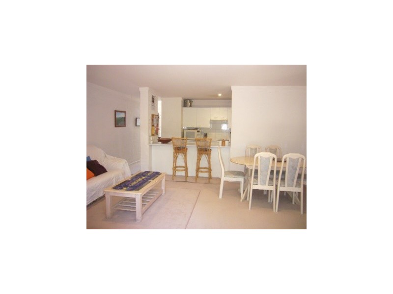 4/70 Currambene St, Huskisson NSW 2540