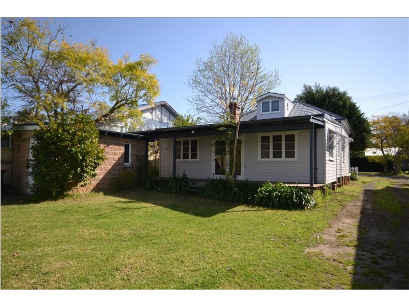 128 Osborne Street, Nowra NSW 2541