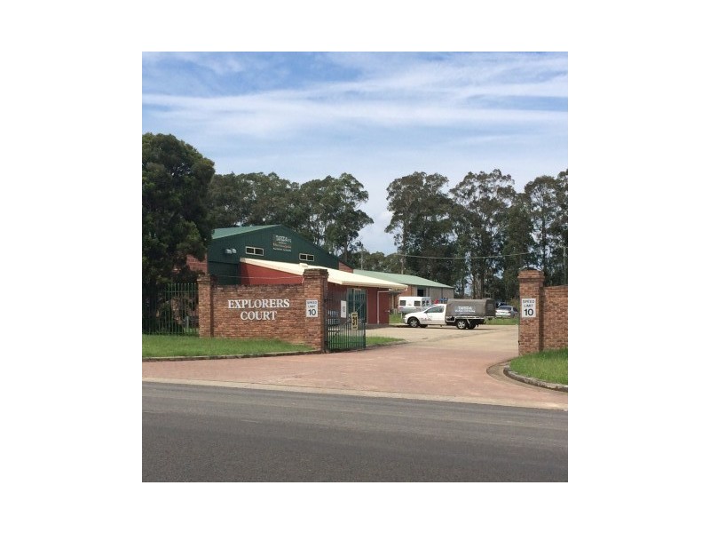 UNIT 4/ 31 NORFOLK AVENUE, South Nowra NSW 2541