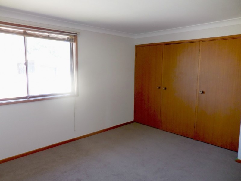 2/5 Campbell Place, Nowra NSW 2541