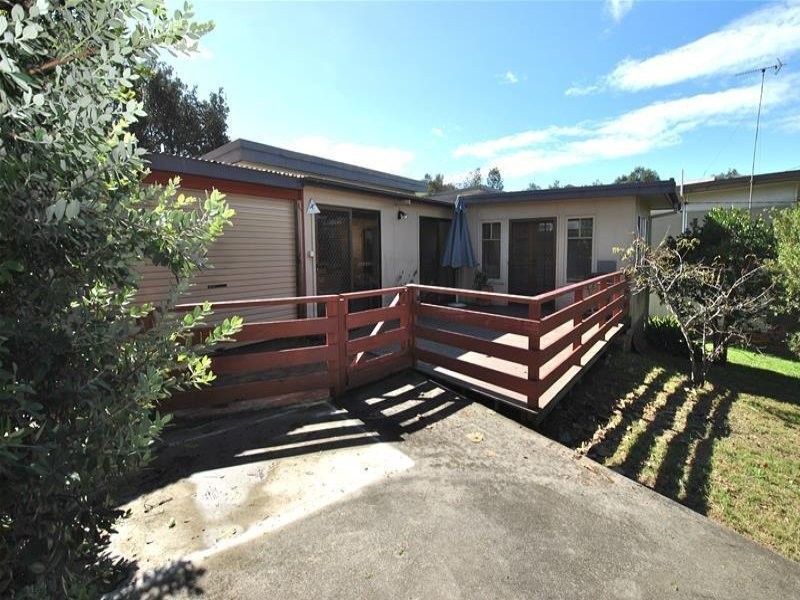 9 Palm Way, Culburra Beach NSW 2540